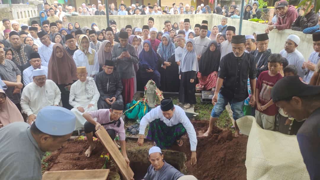 Sempat Dirawat Intensif, Istri Ketua MUI Tangsel Tutup Usia
