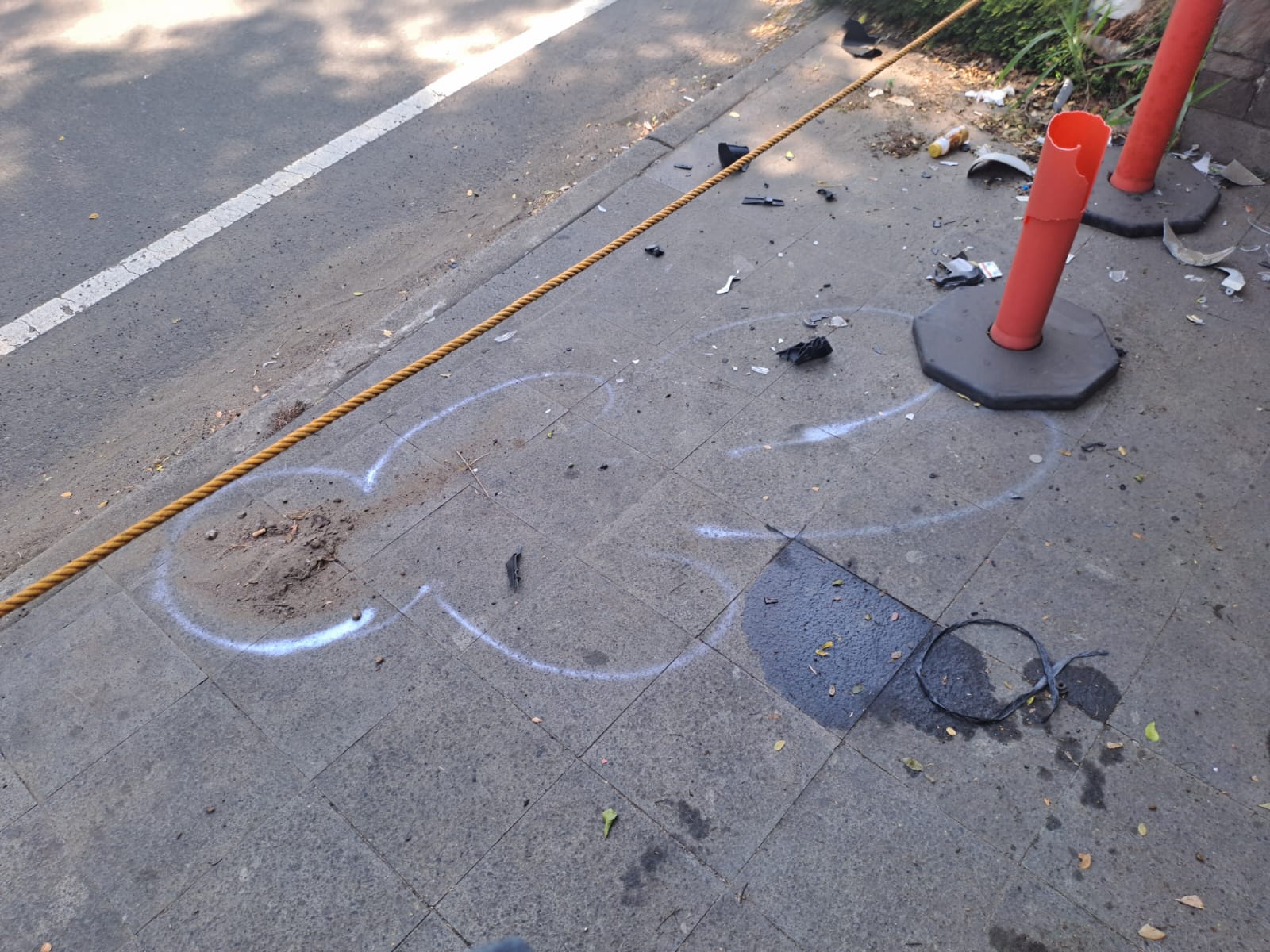 Diduga Mengantuk, Pemotor Tewas Tabrak Tembok Pembatas Mal BSD Junction