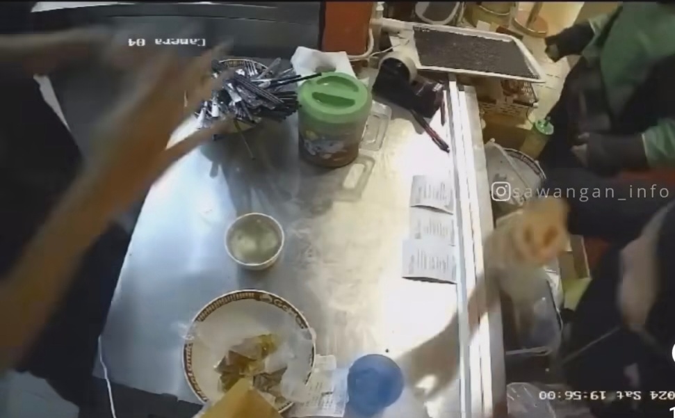 Nasib Driver Ojol Jotos Karyawati Resto di Ciputat, Kini Jadi Pengangguran Usai Dipecat