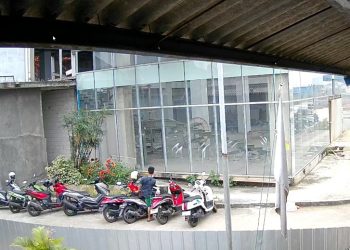 Office Boy Curi Motor Karyawan RS IMC Bintaro Ciputat, Aksinya Terekam CCTV