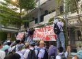 Guru Predator Seks di Tangsel Raih Penghargaan Pramuka, Ratusan Siswa Demo