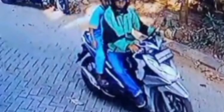 Pemotor Berjaket Ojol Culik Bocah di Tangsel, Ini Kronologinya
