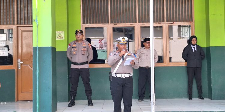 Pimpin Upacara Sumpah Pemuda di Tangsel, Kasatlantas AKP Rokhmatulloh Ingatkan 2 Hal ini