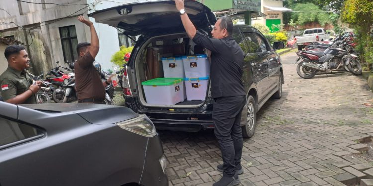 Kantor Dinas LH Tangsel Digeledah Kejati Banten Terkait Korupsi, Penyidik Sita 5 Boks Dokumen