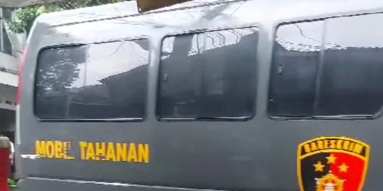 Bikin Resah, Polisi Bubarkan Kelompok Preman yang Kuasai Ruko dan Rumah Warga di Ciputat