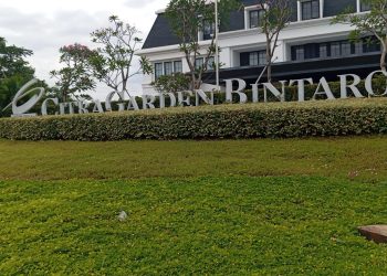 Truk Proyek Citra Garden Bintaro Beroperasi Lalu Lalang Tabrak Aturan, Pengendara Resah !