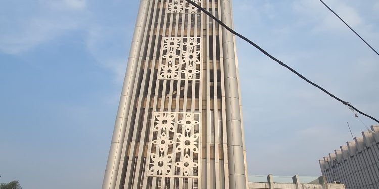 Digadang Jadi Ikon Tangsel, Nasib Menara Pandang Rp28 Miliar Kini Kotor Terbengkalai