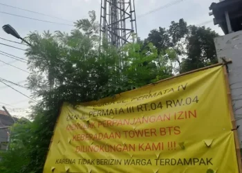 Tower BTS Raksasa di Villa Mutiara Ciputat Picu Keresahan Warga
