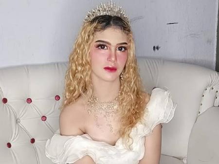 Ssstt… Model Helwa Bachmid Ternyata Sudah Setahun Jadi Istri Siri Bahar bin Smith
