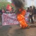 Demo Ricuh Tutup Akses Masuk Balaikota Tangsel, Tuntut Kapolsek dan Kadishub Dicopot !