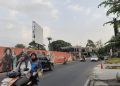 Pol PP Sikat Reklame Ilegal di Ciputat, dari Promo Bisnis Properti hingga Restoran