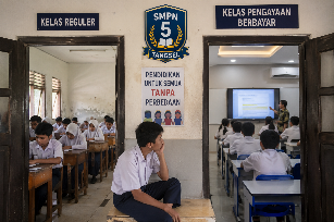 Program Kelas ‘Berbayar’ di SMPN 5 Tangsel, Siswa Miskin Kian Tersingkir dari Prestasi