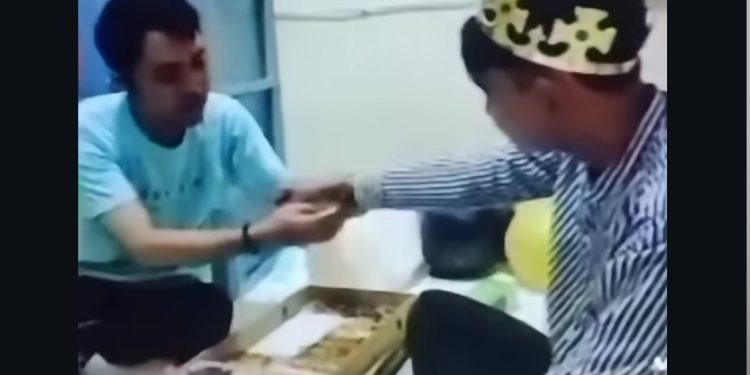 Viral Istri dan Bayi Ditelantarkan, Suami Pergi Berselingkuh dengan Pria