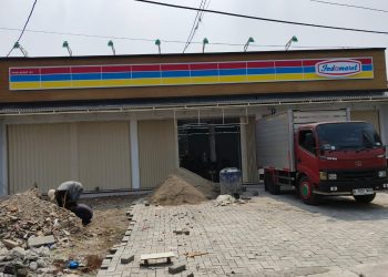Menguji Nyali Satpol PP Segel Proyek Nakal Indomaret Kampung Rawa Barat 102