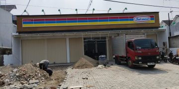 Menguji Nyali Satpol PP Segel Proyek Nakal Indomaret Kampung Rawa Barat 102